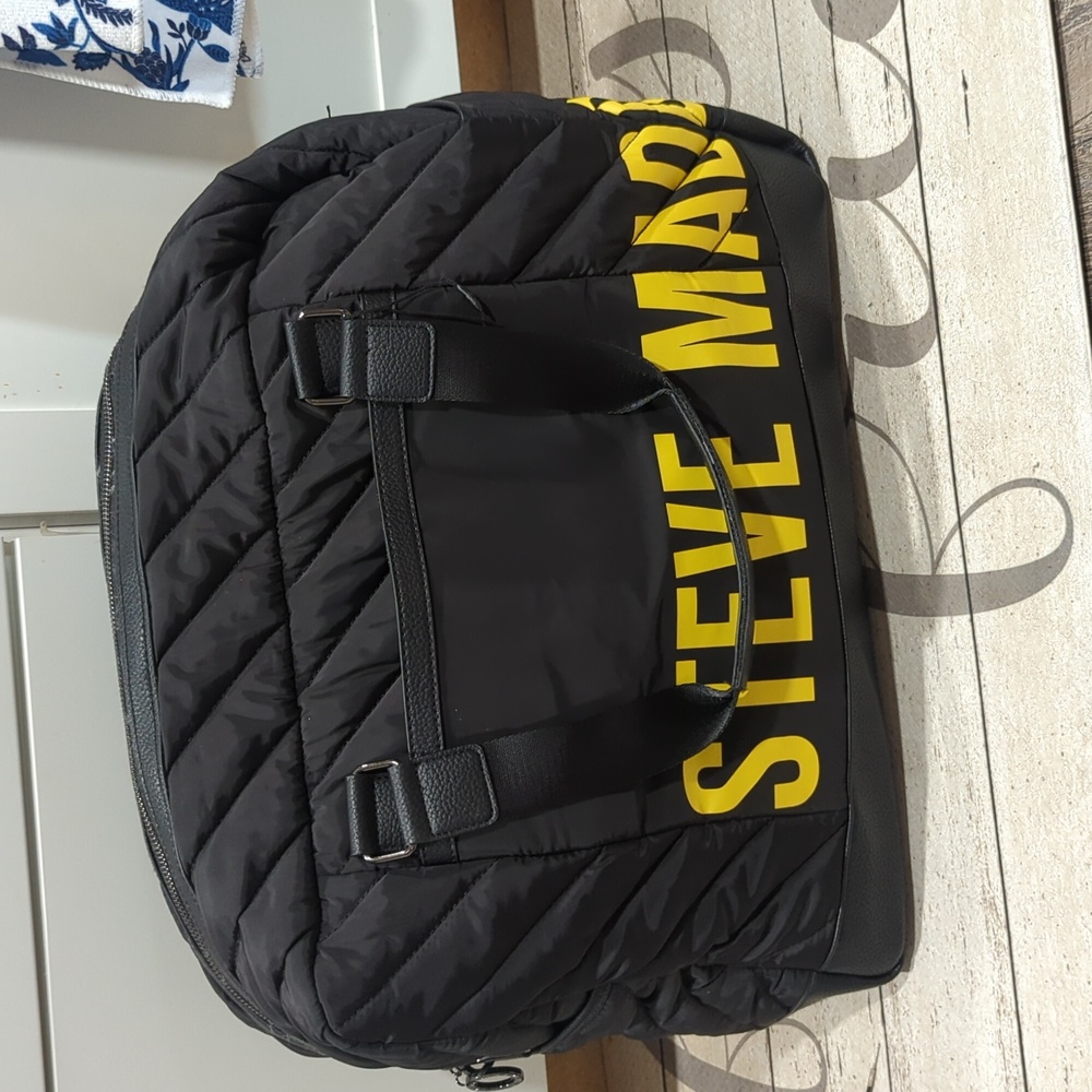 Steve Madden weekend bag